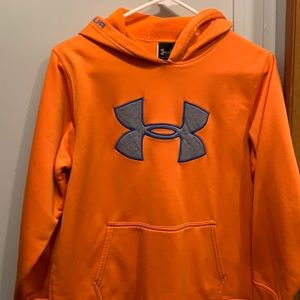 Youth xl under armour sweatshirt